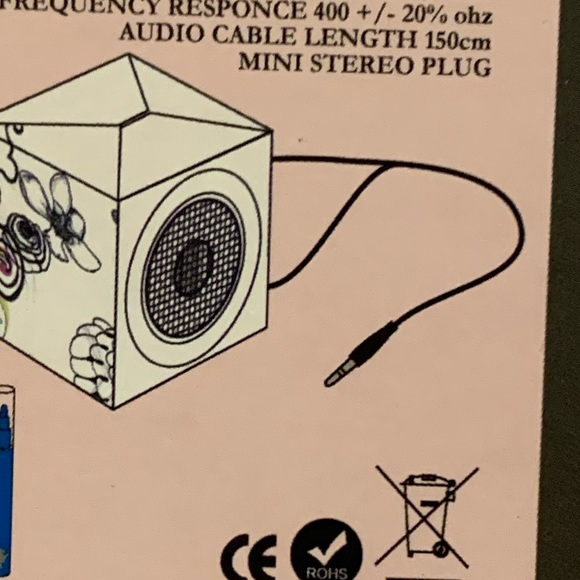 Juicy Couture Design it yourself groovy speaker - RARE - Picture 9 of 9